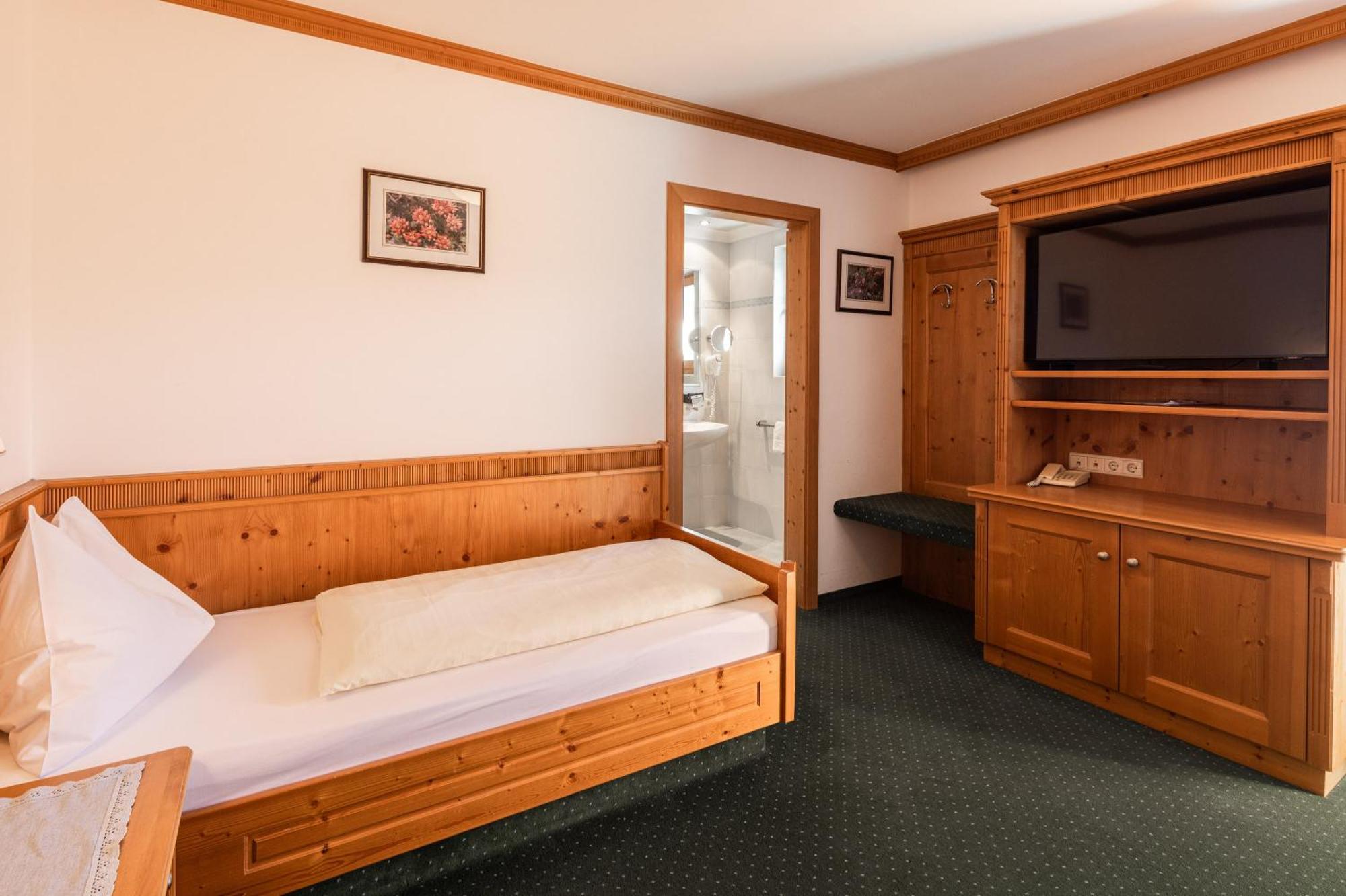 Hotel Sonnenhof Castelrotto Exteriör bild